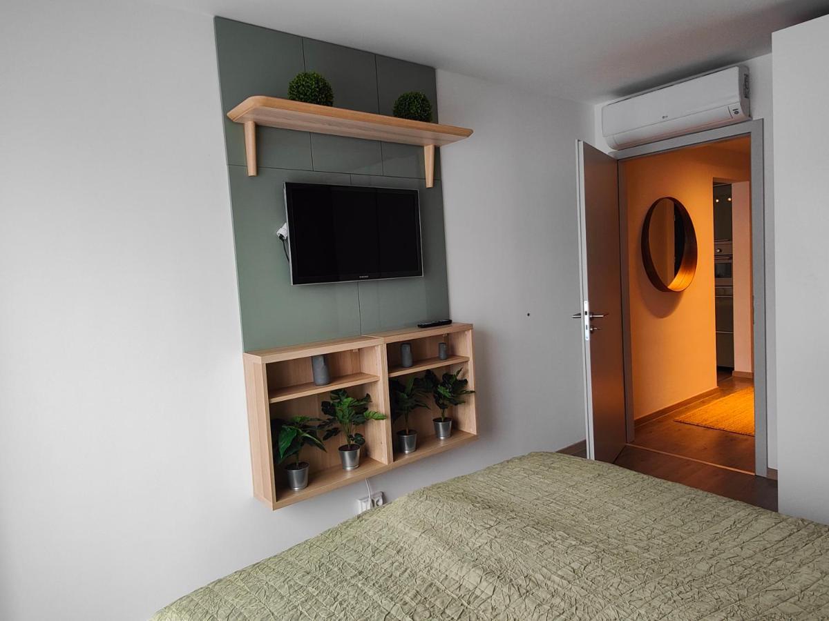 Beachfront Paradise Ezuest Panorama Lakeview Apartment With Panoramic Terrace Siofok Luaran gambar